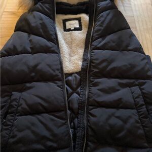 Kismet Black Puffer Vest with Cream Lining